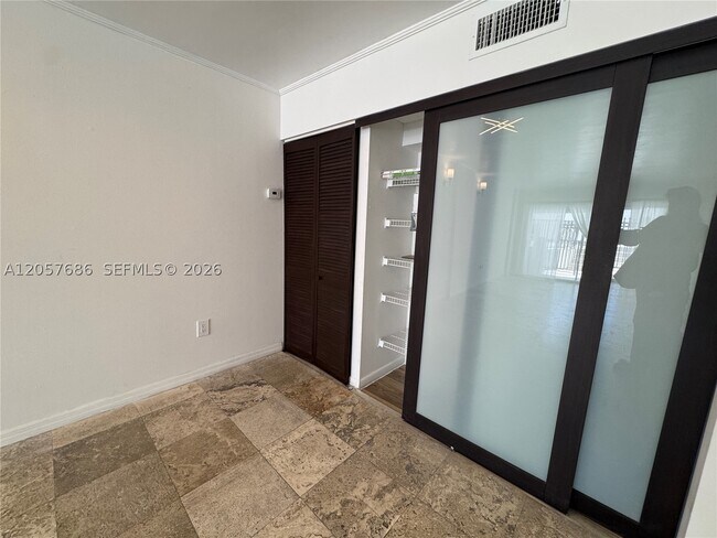 Building Photo - 1345 West Dr