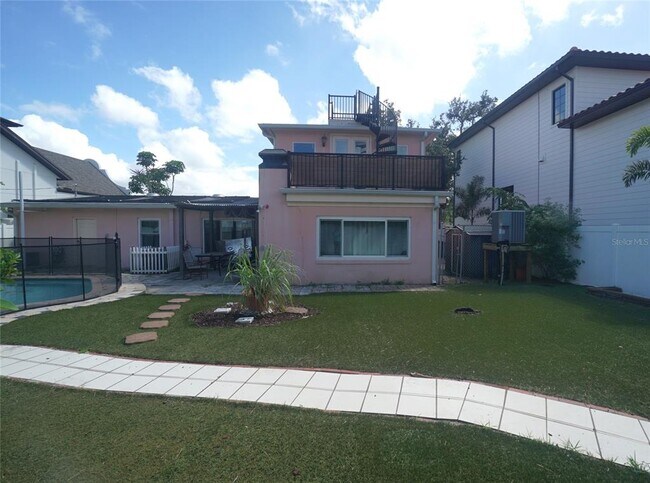 Building Photo - 3603 S Belcher Dr