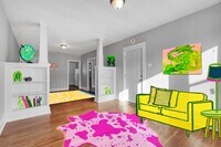 Building Photo - Stu-Stu-Studio!