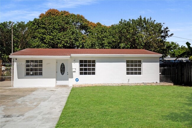 Building Photo - 2311 Fletcher St