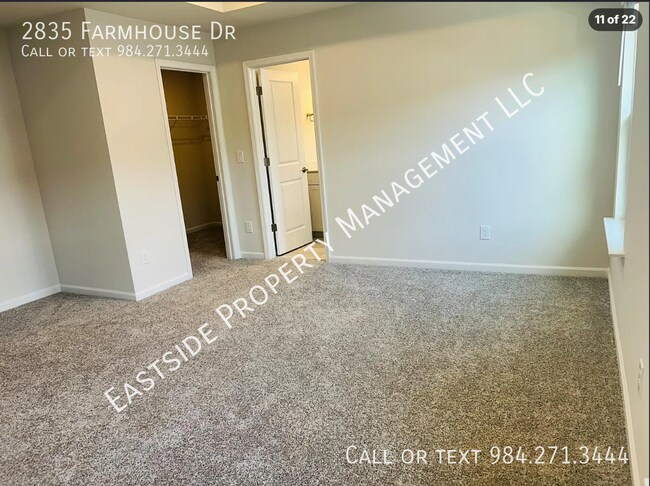 Building Photo - 2835 Farmhouse Dr