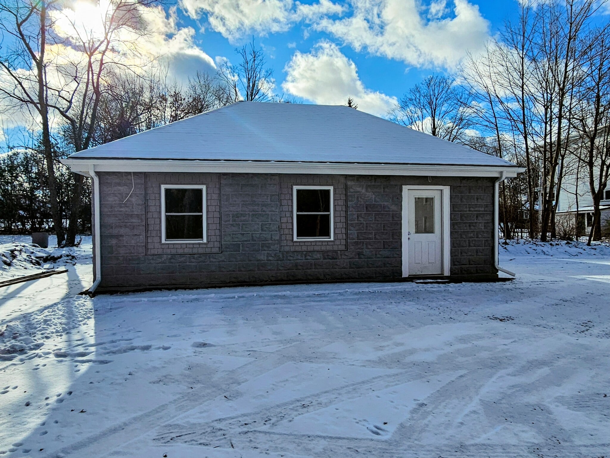 Building Photo - 32 West St