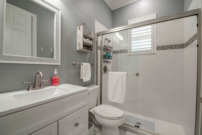 Building Photo - 12476 Aviles Cir