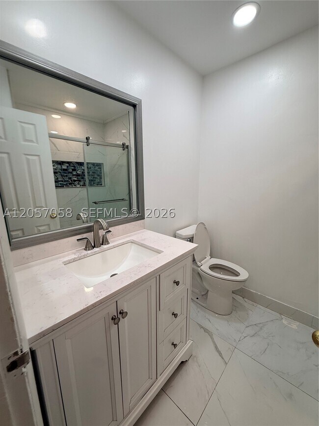 Building Photo - 4120 NW 78th Ln