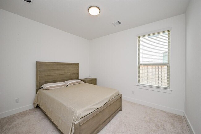 Building Photo - 18402 Mesquite Flts Trl