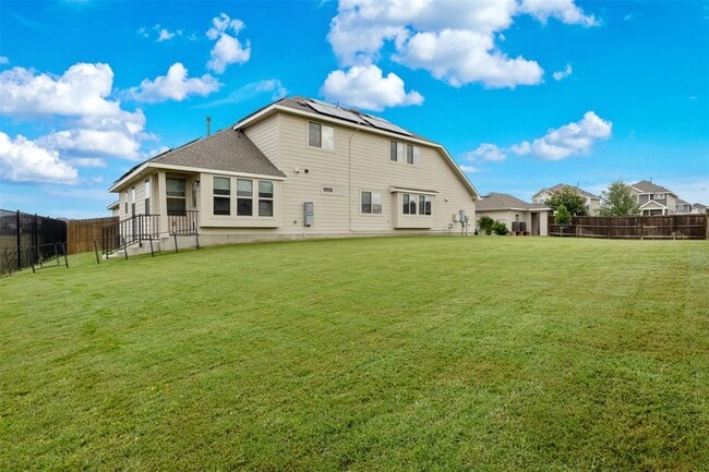 Building Photo - 141 Witchhazel Way
