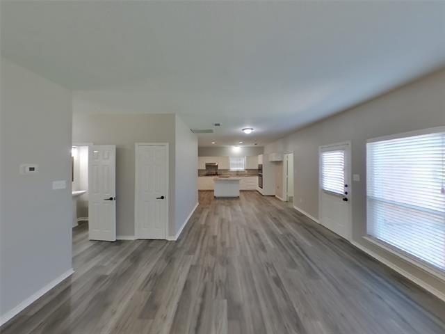 Building Photo - 8401 Manchester Dr