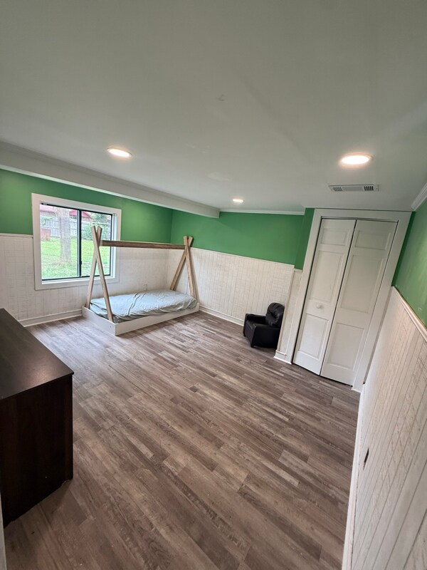 Building Photo - 915 Belleview Cir W