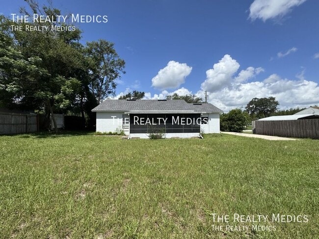 Building Photo - 2144 E Parkton Dr