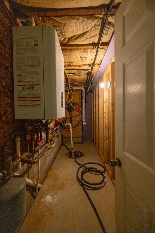 Building Photo - 52 East Ave