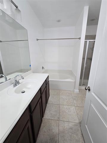 Building Photo - 235 Magnolia Dr