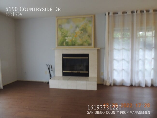 Building Photo - 5190 Countryside Dr