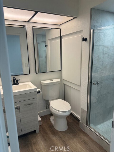 Building Photo - 22749 Lakeway Dr