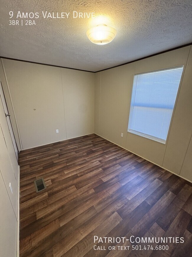 Building Photo - 9 Amos Valley Dr