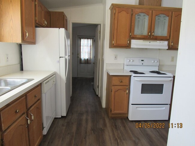 Building Photo - MANUFACTURED SINGLE FAMILY HOME IN NEW CASTLE!!