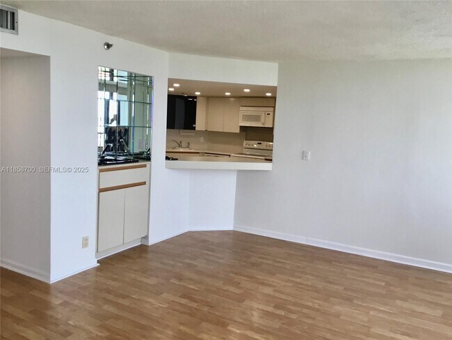 Building Photo - 300 Three Islands Boulevard