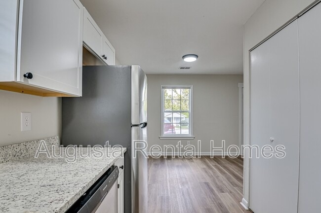 Building Photo - 3412 Princess Ct