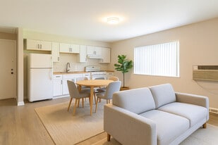 Main Living Room - Fulton Flats East