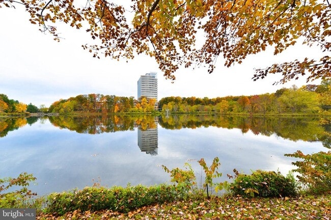 Building Photo - 2858 New Providence Ct