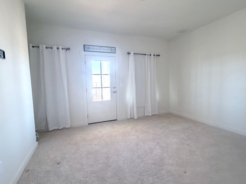 Building Photo - 2323 Discovery Loop