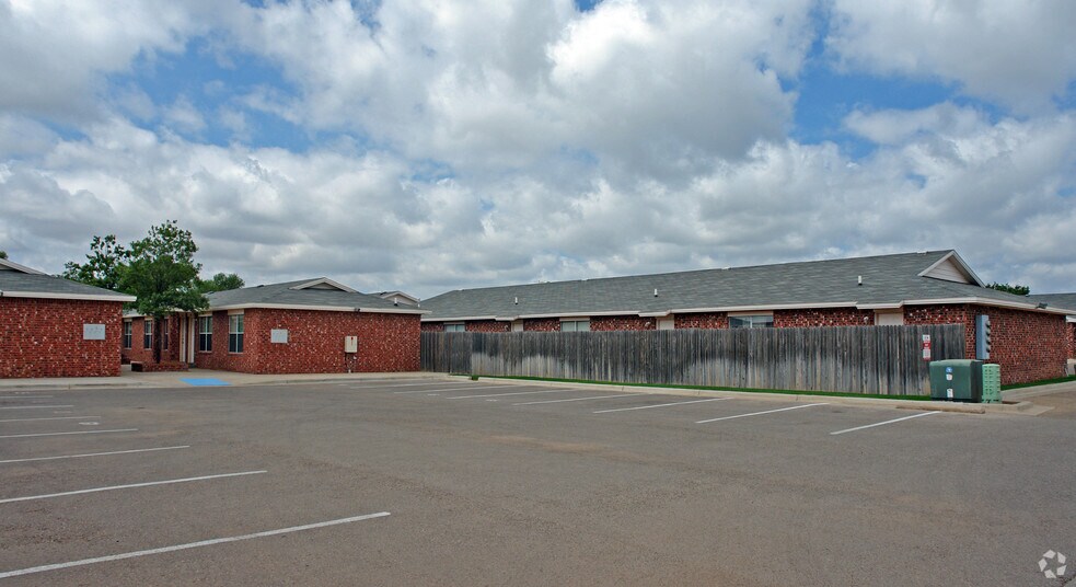 Green Wood Cove - Greenwood Apartments A