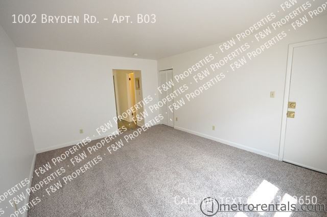 Building Photo - 1002 Bryden Rd