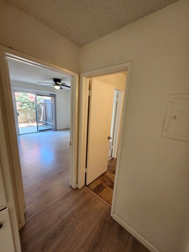 Building Photo - 438 Silverwood Ave