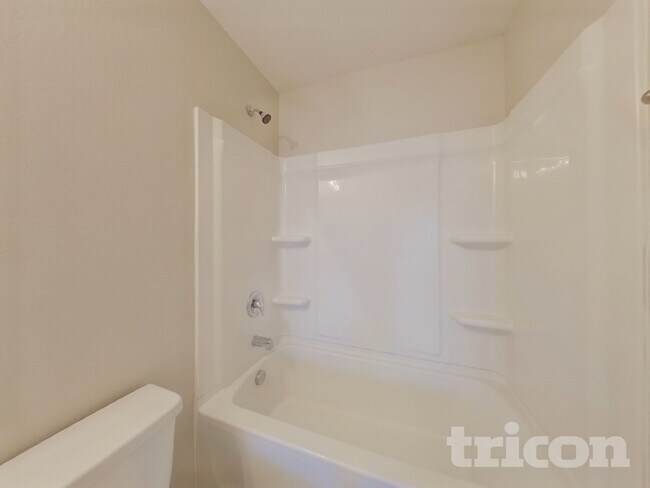 Building Photo - 1134 Blue Topaz Dr