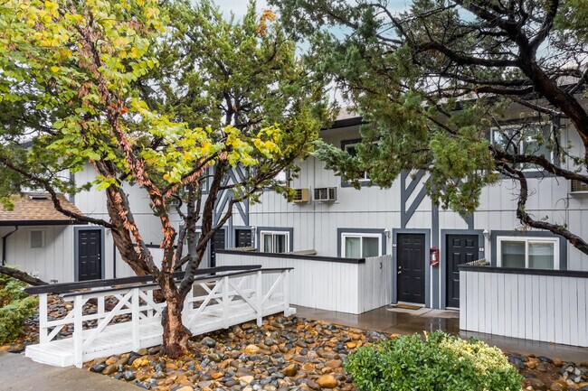 Building Photo - The ARLO at Carmichael (03/26)