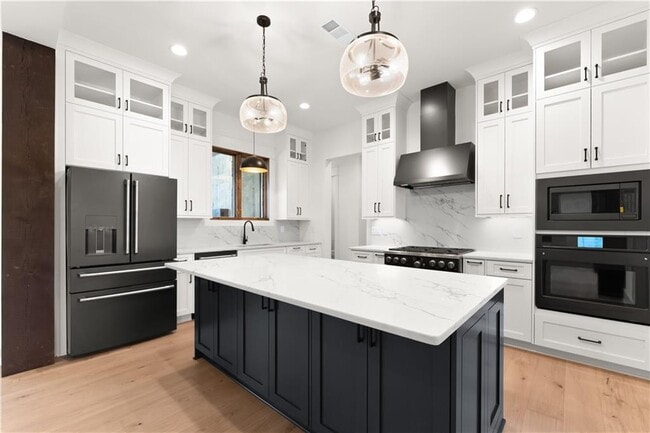 Building Photo - 3255 Tanners Mill Rd