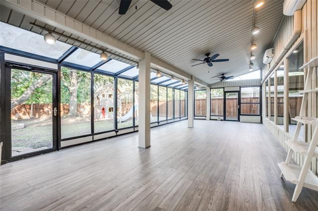 Building Photo - 15211 Meandering Way