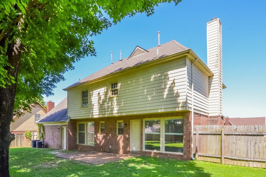 Building Photo - 5617 Annandale Dr