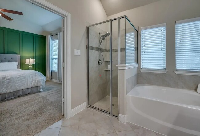 Building Photo - 4008 Oyster Creek Ct