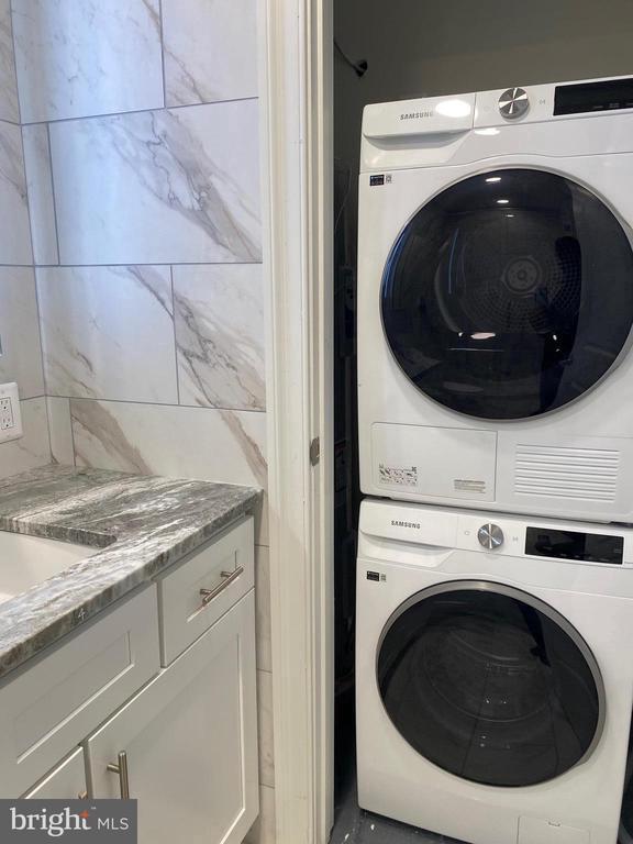 Building Photo - 1900 Arch St