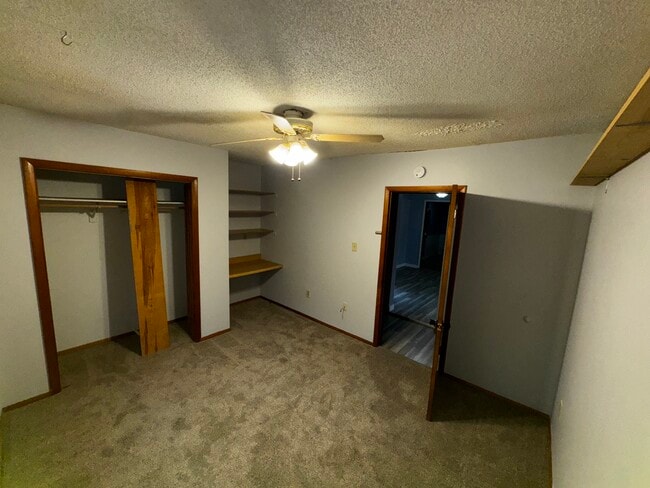 Building Photo - 935 Sheridan St