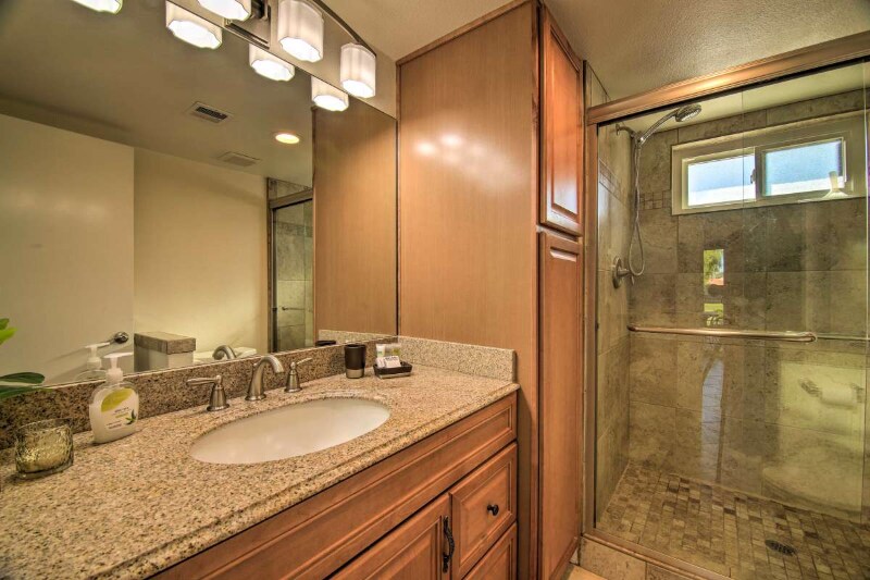 Building Photo - 40395 Pebble Beach Cir