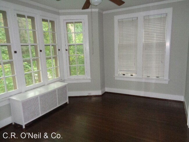 Building Photo - 4 br, 2.5 bath House - 2131 Iuka Avenue