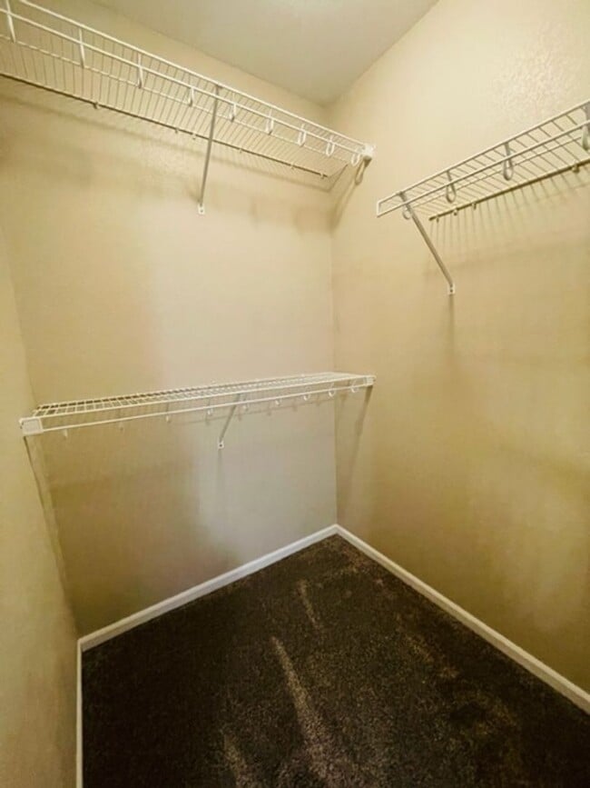 Building Photo - Italian Estates Property Management
