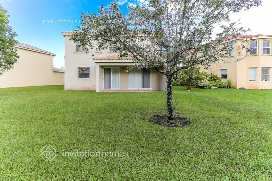 Building Photo - 2709 Pienza Circle