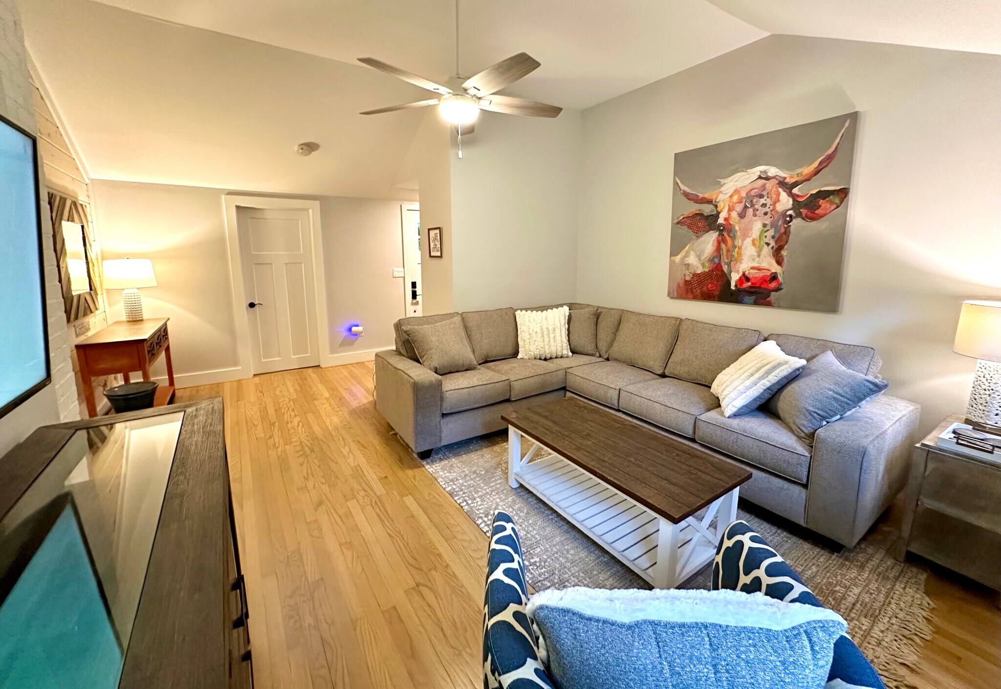 Seating Area - 629 Storrs Rd