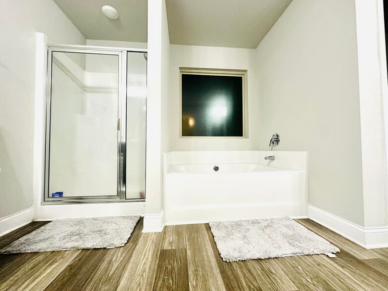 Building Photo - 481 Omnia Ct