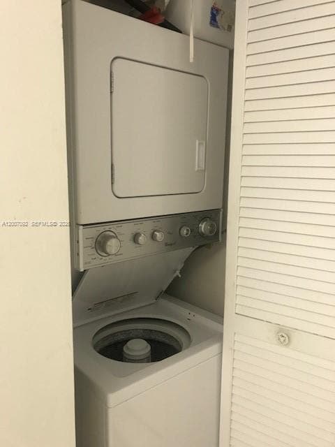 Building Photo - 5100 N Ocean Blvd