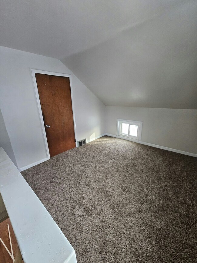 Building Photo - 2644 4th St