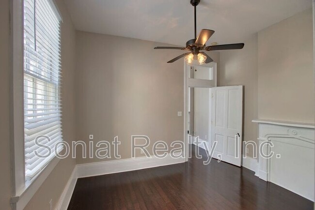 Building Photo - 3253 Annunciation St