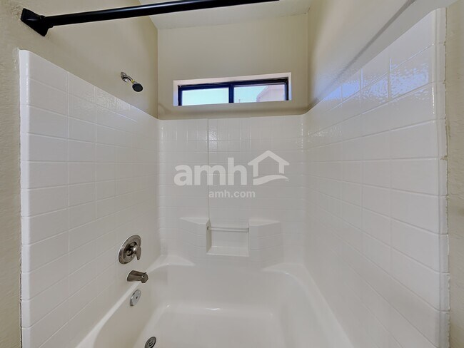 Building Photo - 8746 W Cherry Hills Dr