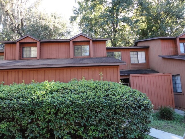 Building Photo - 2bedroom/2 bath condo in Rockwood Villas.