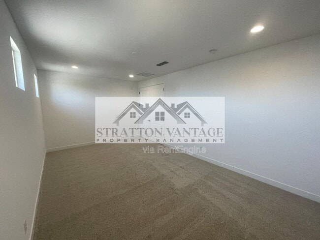 Building Photo - 20457 E Silver Creek Ln