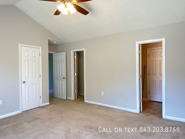 Building Photo - 1001 Yellow Hawthorn Cir