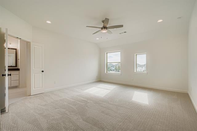 Building Photo - 3529 Kings Ct Dr