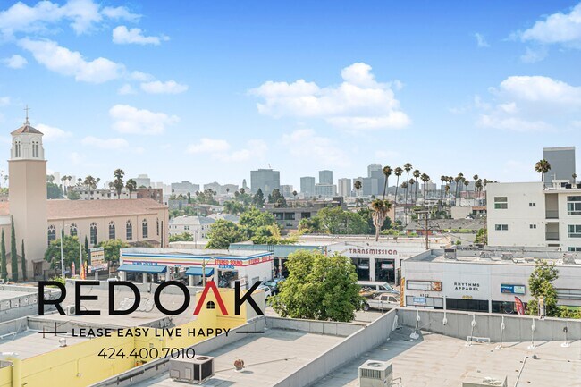 Building Photo - 312 3/4-314 Mariposa Ave
